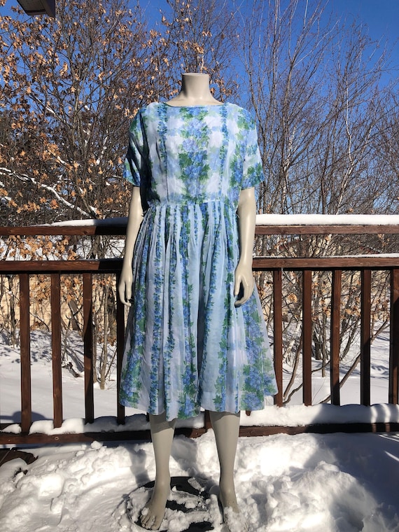 blue floral 50s dress Dee Dee' Blue Floral Ivory 50s Full Circle Dress