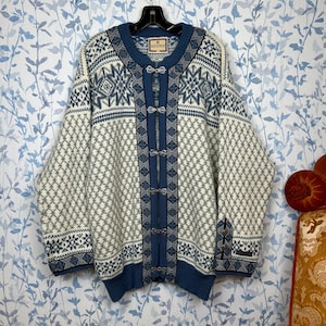 Dale Of Norway Wool Cardigan Size XL / Blue Wool Sweater / Norwegian Wool / Winter Sweater / Unique / High Quality