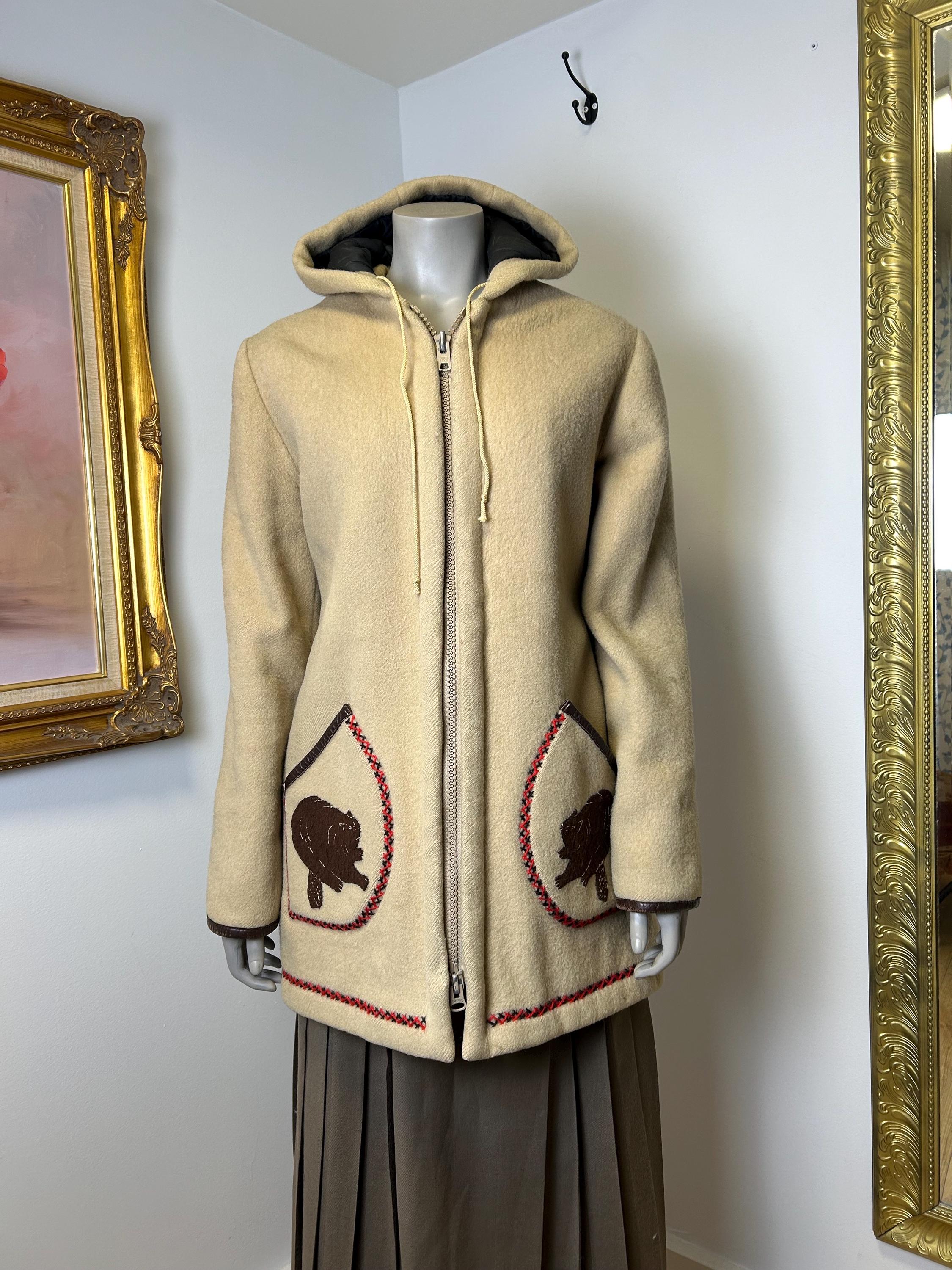 Vintage Beige Wool Parka Size S / James Bay Parka / Beavers / Deer