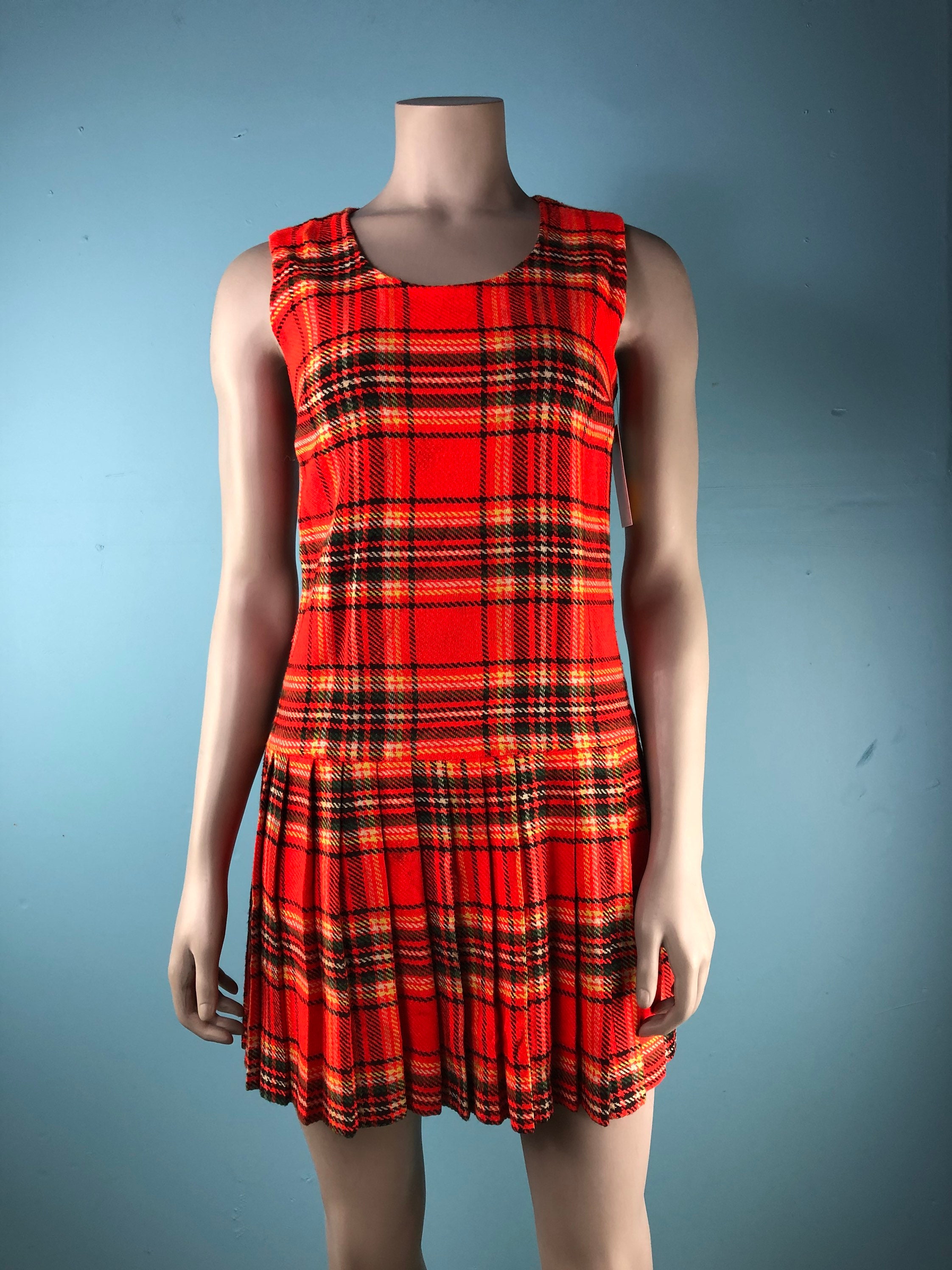Plaid dress hotsell aesthetic