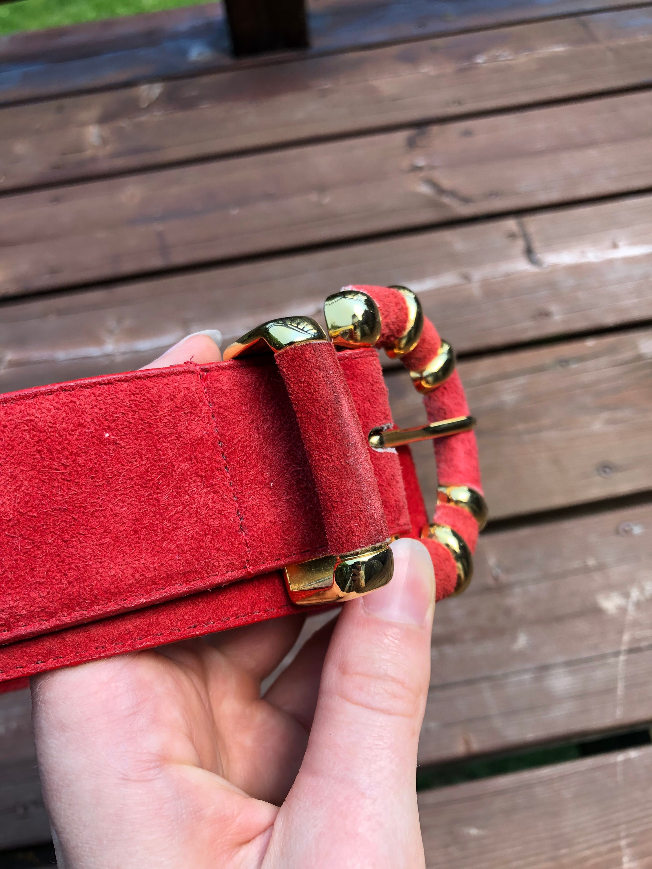 Vintage 80s Red Suede Leather Belt 29 - 32 Waist / Gold Belt  display picture 1