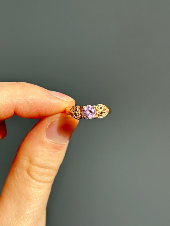 Vintage 10k Gold Ring With Pink Stone Size 5 1/2 / Solid Gold / Heart Ring / Promise Ring / Birthstone Ring / Real Gold / Gift For Her