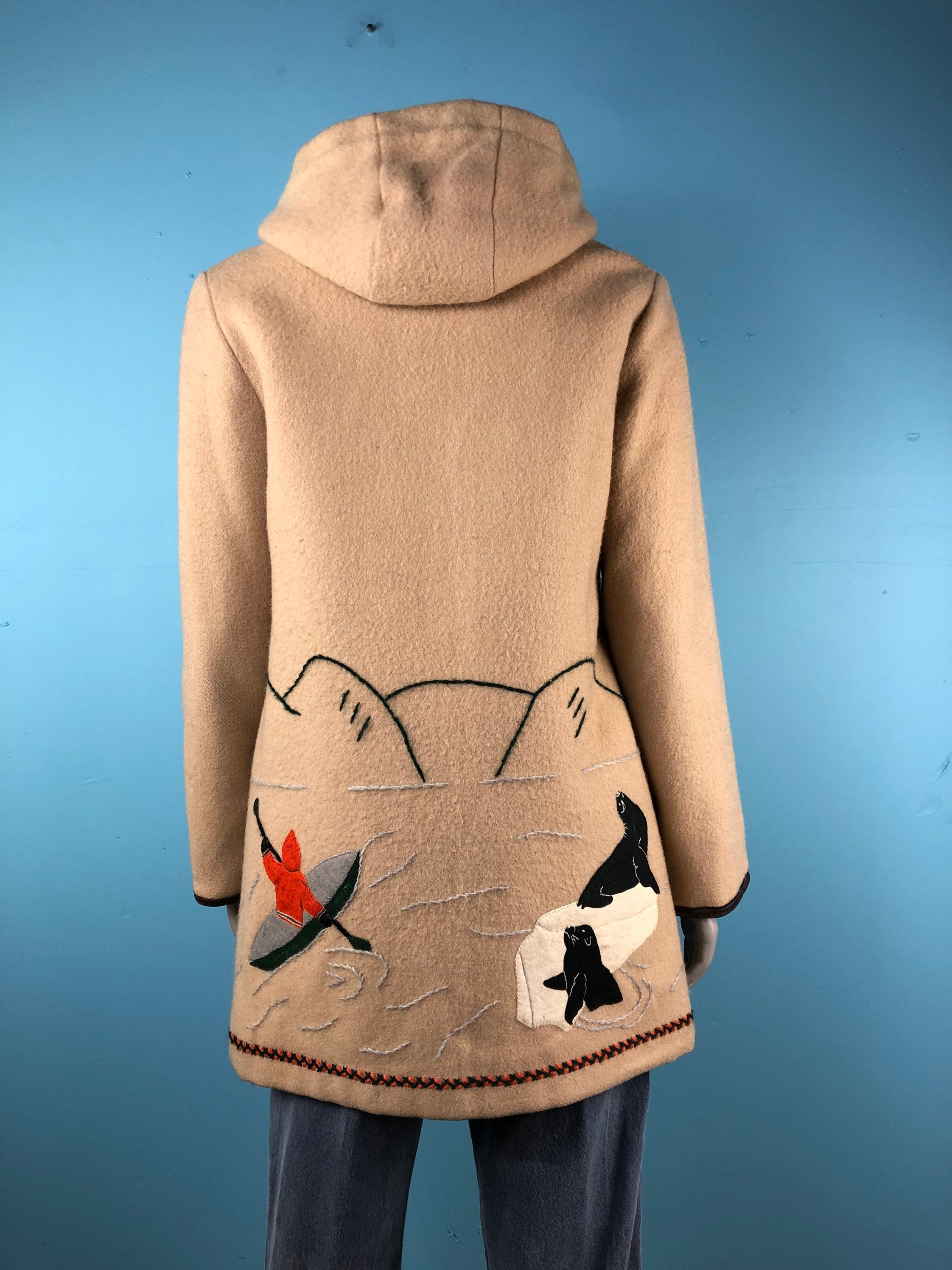 Vintage Wool Parka S - M / James Bay Parka / Inuit Design Vintage Wool Parka S - M / James Bay Parka / Inuit Design