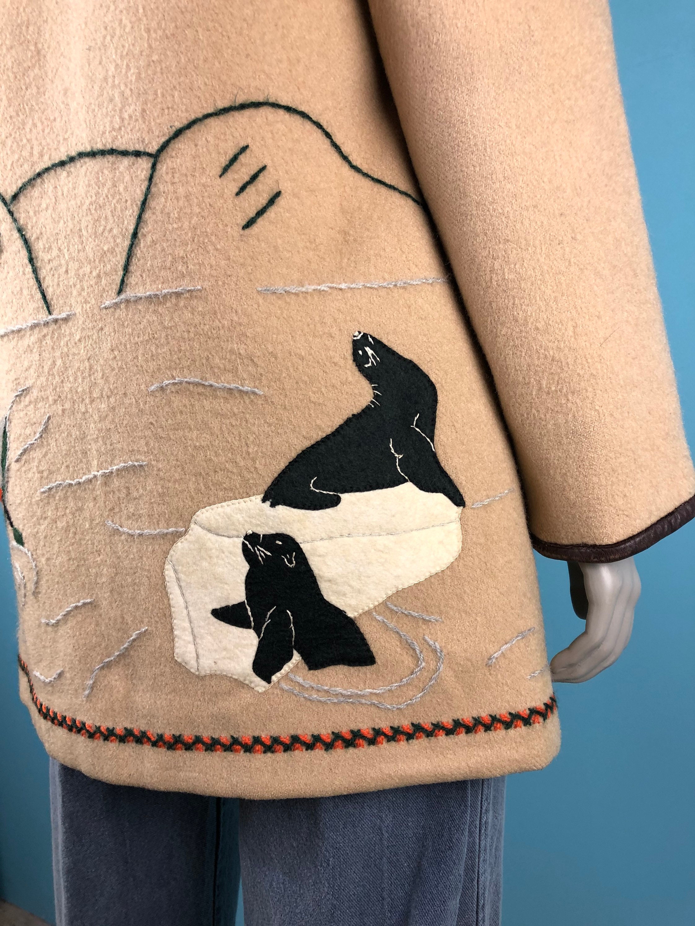 Vintage Wool Parka S - M / James Bay Parka / Inuit Design Vintage Wool Parka S - M / James Bay Parka / Inuit Design