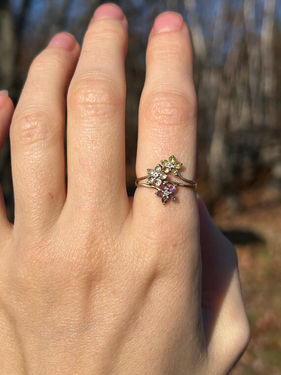 Vintage 10k Gold Flower Ring Size 6 1/2 / Gemstone Flower / Cluster Ring / Solid Gold / Real Gold / Gift For Her