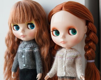 Sweater for Blythe and Other Dolls