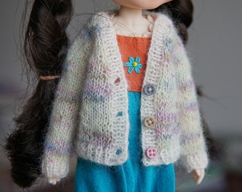 Sweater for Blythe and Other Dolls