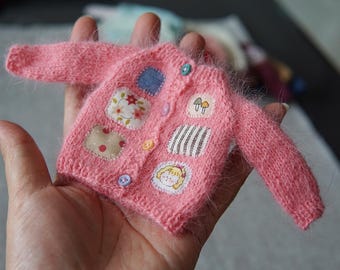 Sweater for Blythe and Other Dolls