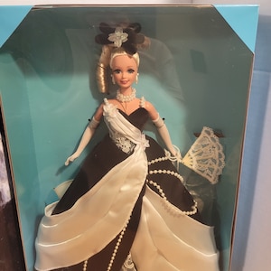 Midnight Waltz Barbie Ballroom Beauties Collection 1996 Mattel 15685