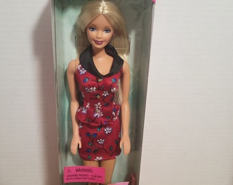 Barbie、バービー人形、ドレス！ Barbie (バービー) 人形 2014年 @ Fashion Model Principessa Bride