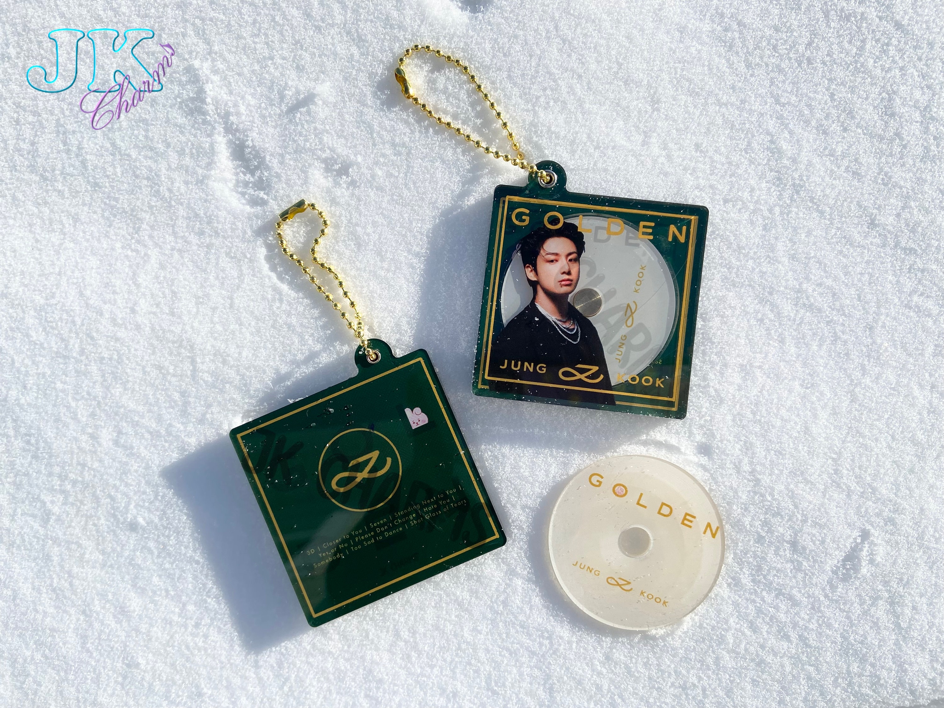 GOLDEN] BLANKET(2024年4月初旬以降発送) – BTS JAPAN OFFICIAL SHOP