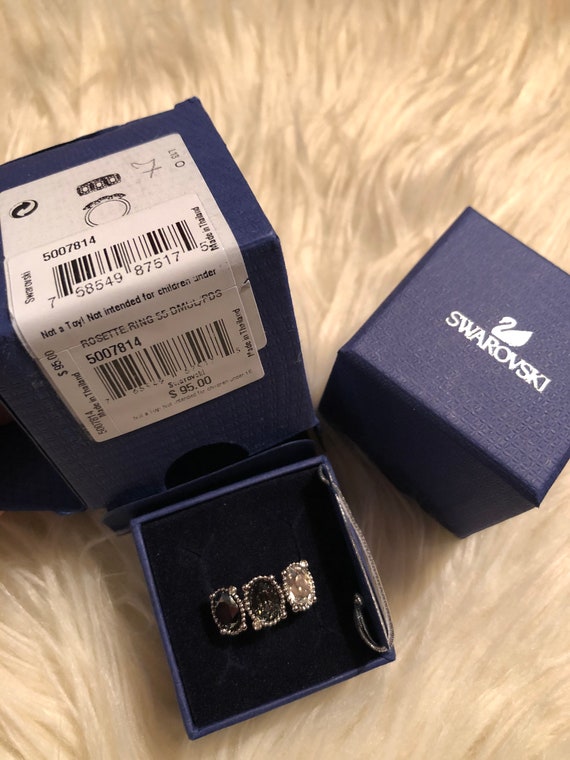 Authentic Swarovski Rosette Dark Ring Stunning pi… - image 4