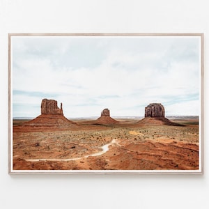 Monument Valley Digital Print, Arizona Print, Desert Landscape, Landscape Wall Art, Digital Download