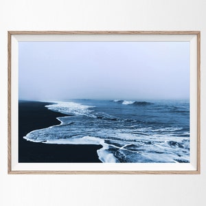 Blaues Meer Druck, Horizontale Wandkunst, Ozean Fotografie, Landschaft Poster, Nordische Dekoration, Poster Kunst, Digital Download, druckbare Kunst