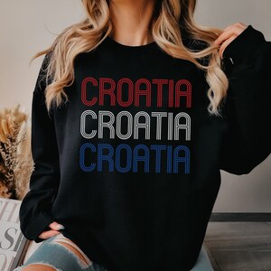 Retro Cool Croatia Sweatshirt, Croatian Soccer Fan Gear Gift, Europe Football, Hrvatska Duks Poklon, Hrvatski Nogomet Dzemper Fudbal