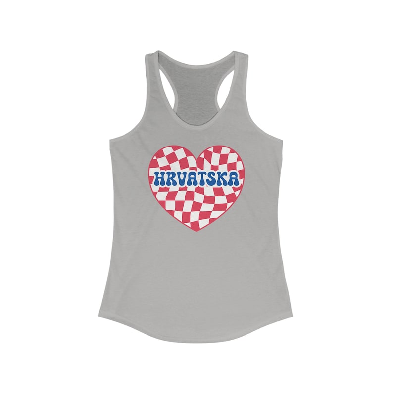 Op de afbeelding: Een grijs tanktop met een rood-wit geruit hart met het woord "HRVATSKA" in blauwe letters.