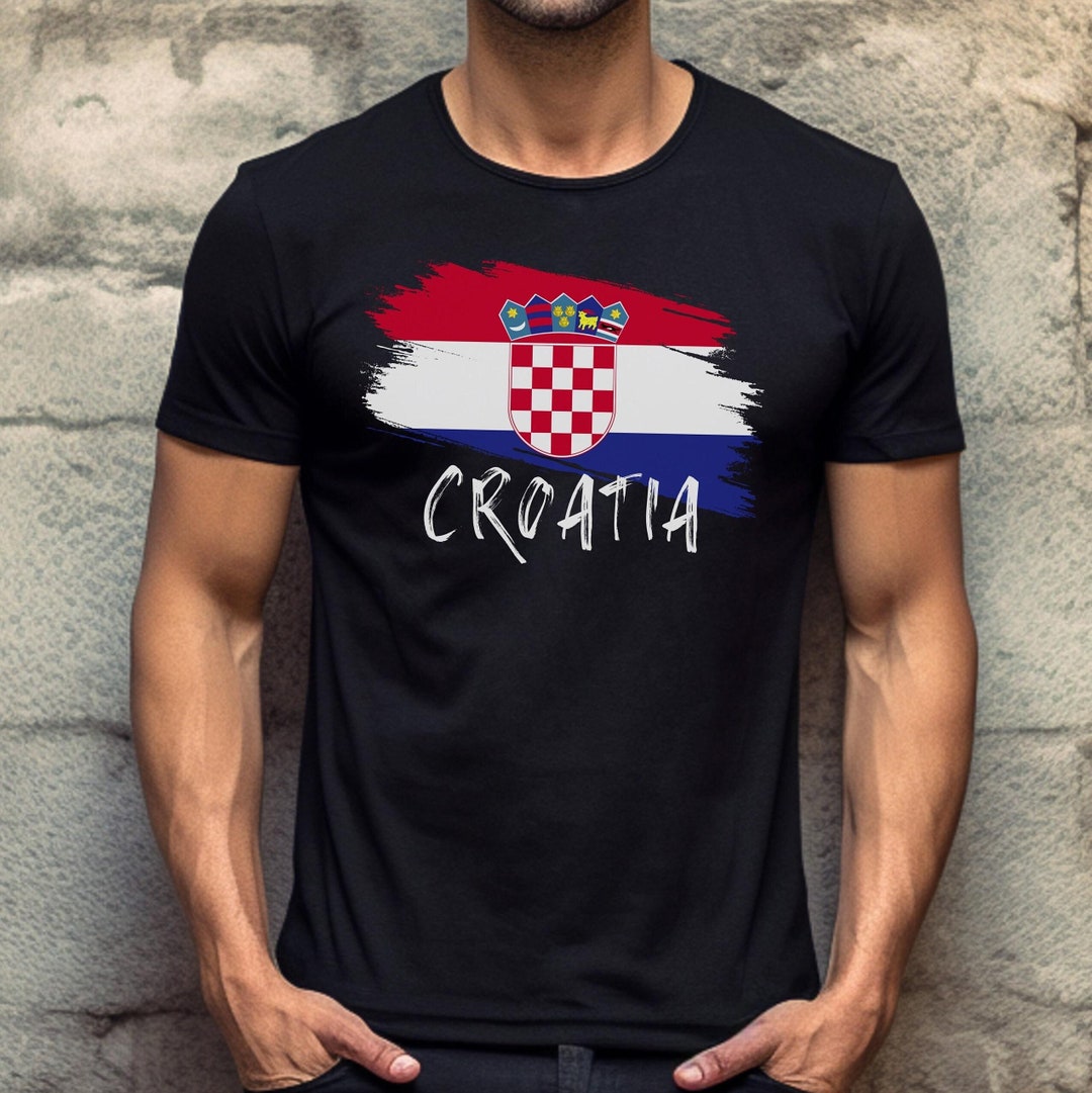 Croatia Flag Men's T-shirt With Coat Of Arms / Patriotic Clothing