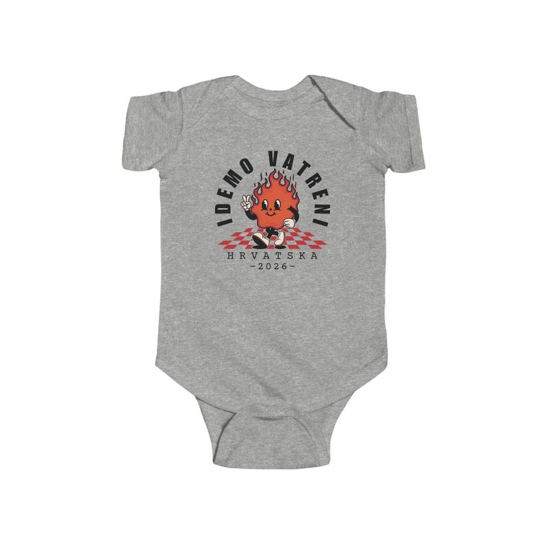 Idemo Vatreni Cartoon Fire Body para bebé, camiseta de fútbol de Croacia 2026, Hrvatska Nogomet Beba Majica Heather