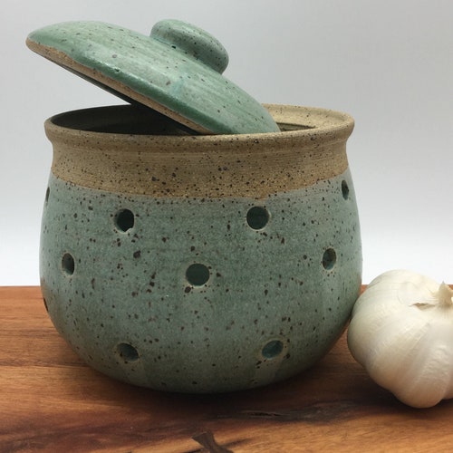 Wheel Thrown Pottery Garlic Holder Lidded Garlic Keeper Etsy