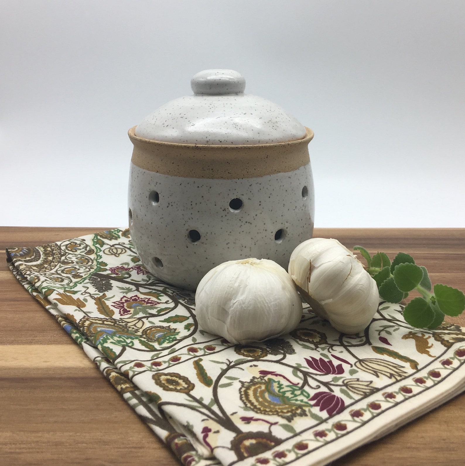 Wheel Thrown Pottery Garlic Holder Lidded Garlic Keeper Etsy