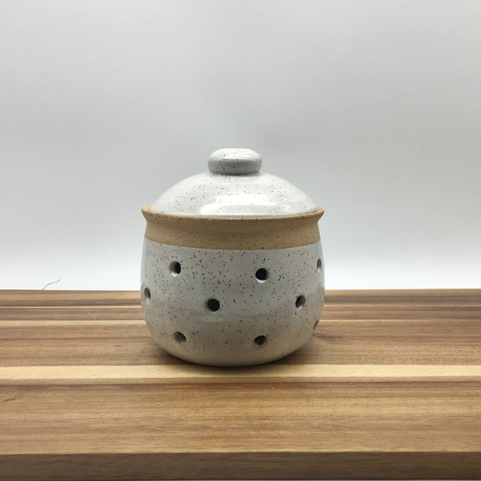Wheel Thrown Pottery Garlic Holder Lidded Garlic Keeper Etsy