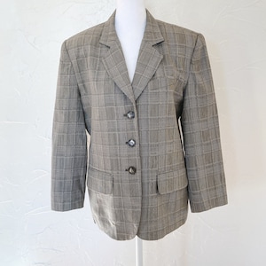 80s Plaid Brown and Cream Wool Pendleton Blazer with Tortoiseshell Buttons | Medium/Large