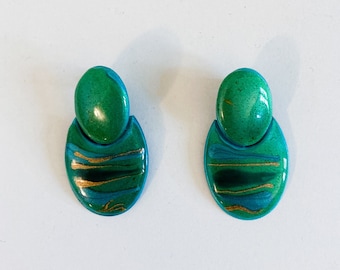 80s Glossy Green Gold Painted Enamel Oval Drop Earrings