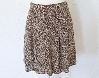 80s/90s Rayon Brown Cream Light Blue Floral Flowing Shorts Side Button | Small/Medium/28" to 29" Waist
