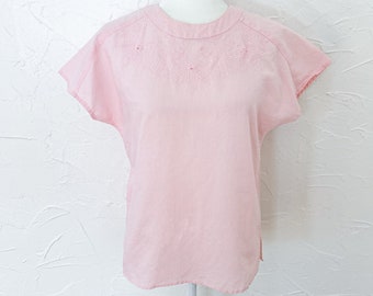 80s/90s Pink Ramie Cotton Embroidered Floral Blouse | Small/Medium