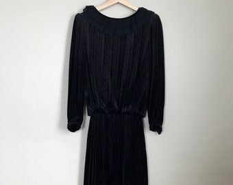 80s Black Velvet and Lace Drop Waist Midi Dress Made In Japan | Medium