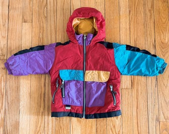 Abrigo de invierno para niños pequeños/niños de los años 80/90 con bloques de color y bolsillos delanteros / Talla 5T