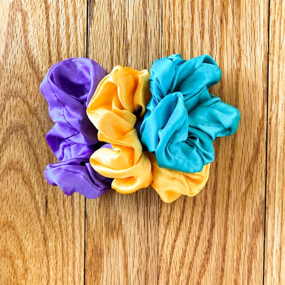 90s Set of 3 Satin Handmade Scrunchies in Yellow … - image 3