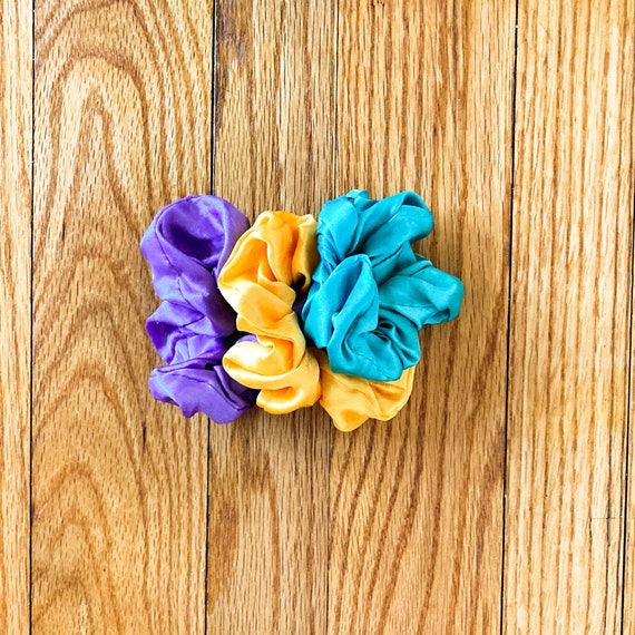 90s Set of 3 Satin Handmade Scrunchies in Yellow … - image 1