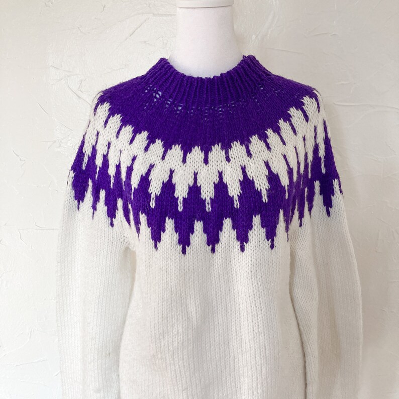 70s Two Toned White Purple Hand Knit Chunky Warm Fair Isle Sweater Medium/Large image 3