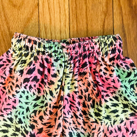 80s/90s Toddler Rainbow Neon Abstract Leopard Ani… - image 3