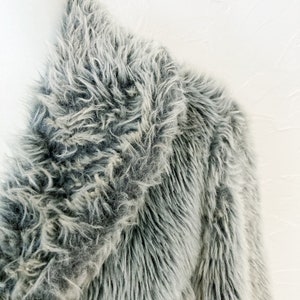 60s White Stag Silver Gray Shaggy Faux Fur Coat Large image 5