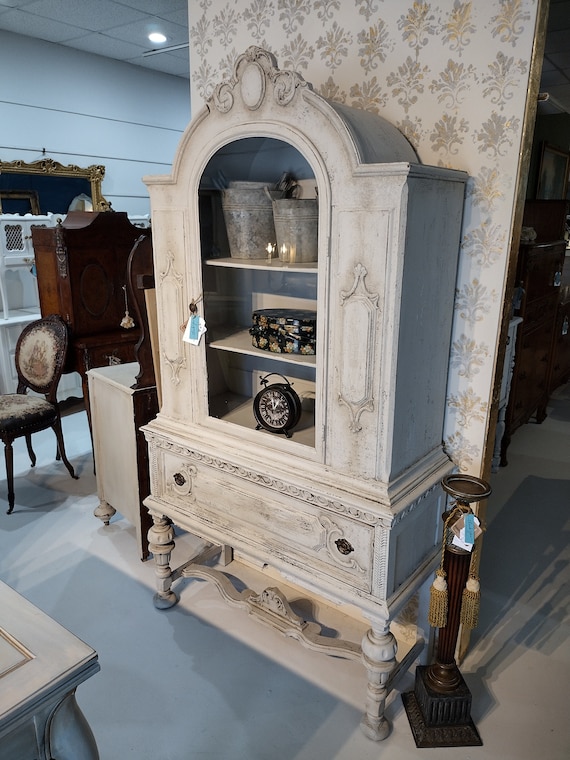 Antique Jacobean Hutch Cabinet -Old World Stone Finish - Vintage Charm, Sophistication, cottage home - 1920s Depression Era Style - Oak Wood