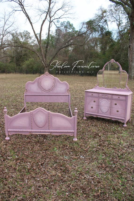 Sold!antique Jacobean Pink Bedroom Set Dresser Mirror Full Size Bed Bedroom Suite Vintage Custom Furniture - Etsy Sold!antique Jacobean Pink Bedroom Set Dresser Mirror Full Size Bed Bedroom Suite Vintage Custom Furniture - Etsy