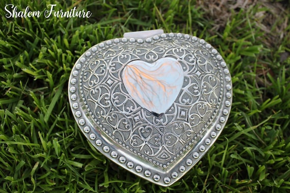 Available! free shipping!Vintage jewlwry box , silver trinket box, ornate floral and filligree design, velvet lined jewelry box farmstyle