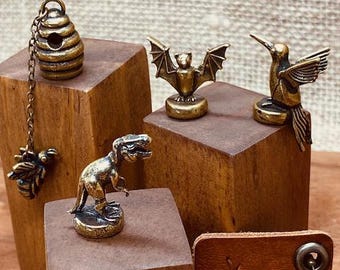 One tiny Bee, Bat, Hummingbird, Dinosaur or Owl whimsical hinge heads, "door pets"