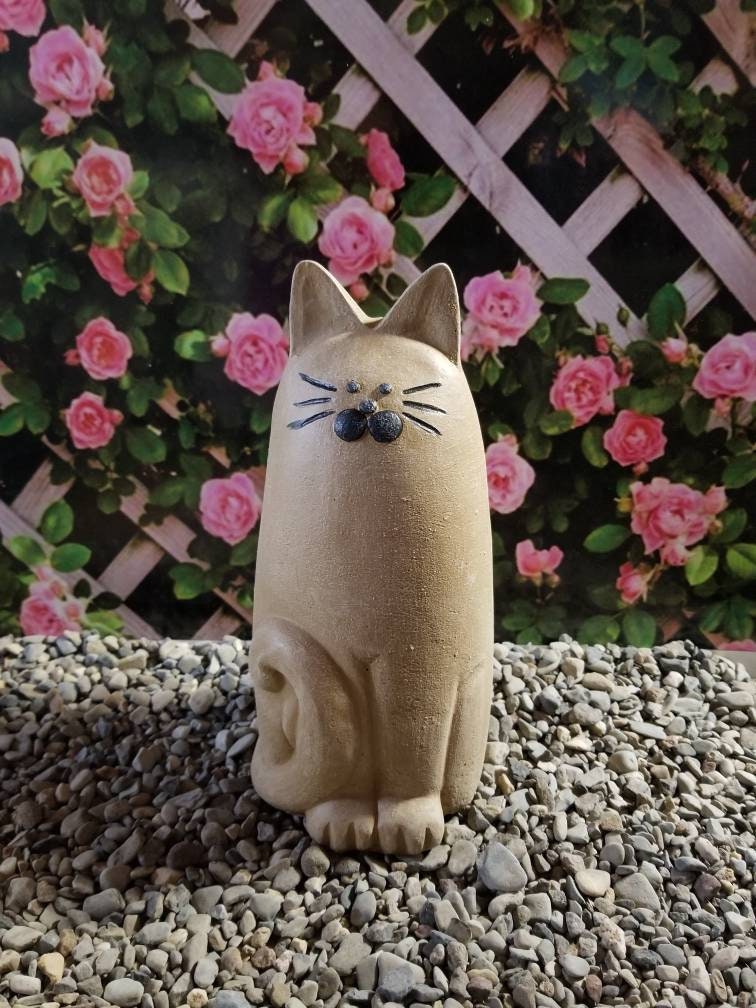 Large Sitting Tall Cat