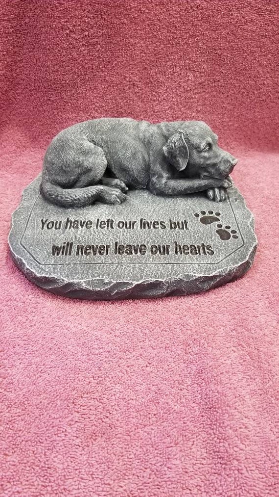 Pet Memorial Stone (dog)