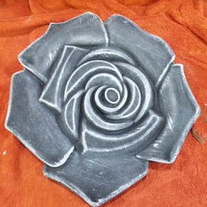 Large Rose Stepping Stone Concrete