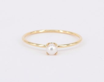 Dainty Solid Gold Pearl Ring – Small Vintage Pearl Engagement Ring – Natural Freshwater Pearl Stacking Ring – June Birthstone Promise Ring