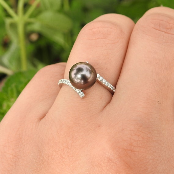 9ct, Tahitian Pearl & Diamond Ring | Stewart Dawsons