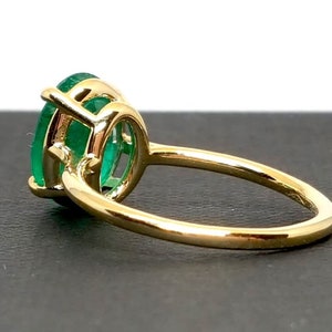 Natural Oval 2.2 Ct Colombian Emerald Engagement Ring