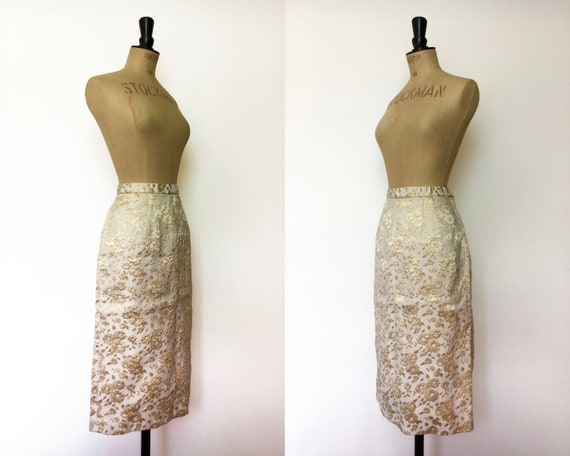 Vintage / 60s 1960s / Metallic Gold Floral Brocade