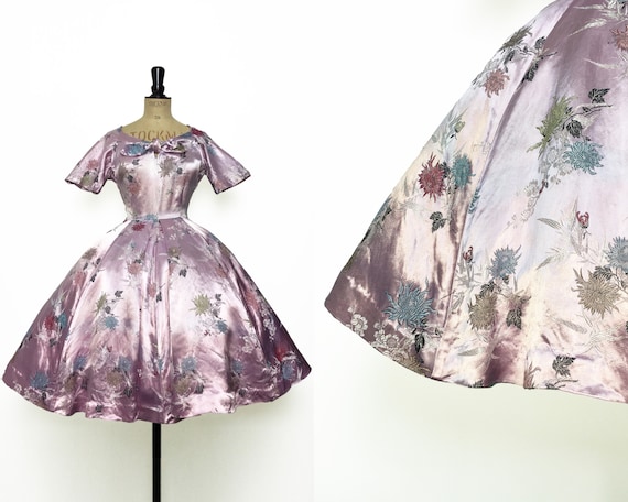 Vintage / 1950s 50s / Pink Silk Dress / Circle Ski
