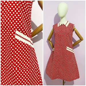 vintage / 1960s 60s / Cotton Shift Dress Polka Dot / Red White / Collar