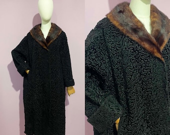 Vintage / Años 60 / Abrigo de piel de astracán negro / Cuello de visón marrón / Abrigo de invierno / Estilo antiguo de Hollywood / Auténtico vintage / Pin-up